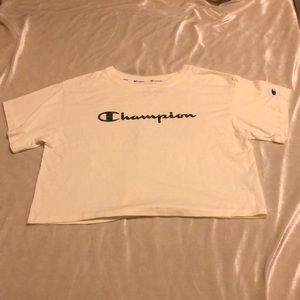 Very light yellow champion cropped shirt